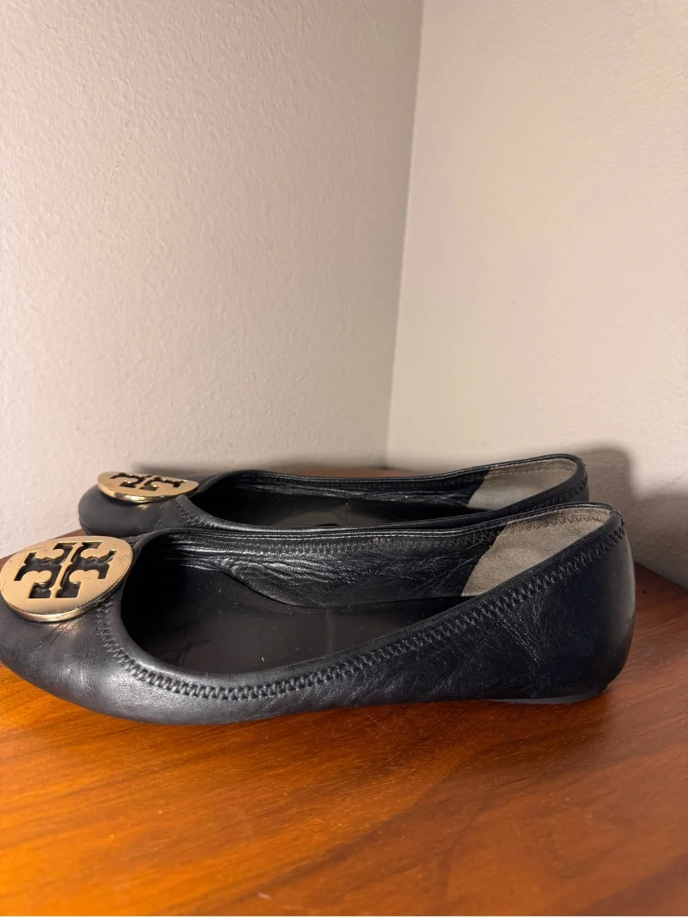 Tory Burch Black Leather Ballet Flats Size 7